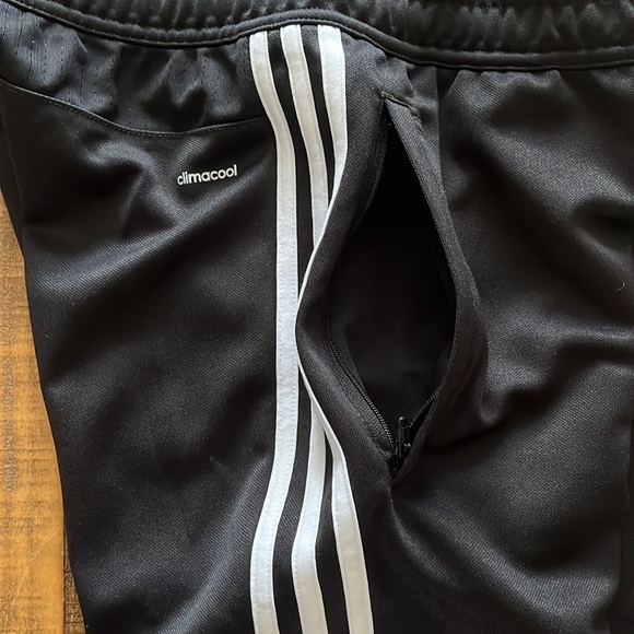 Adidas Climacool Joggers with Zip Leg - Picture 4 of 6